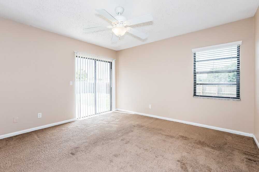 10818 Peppersong Dr - Photo 6 of 16