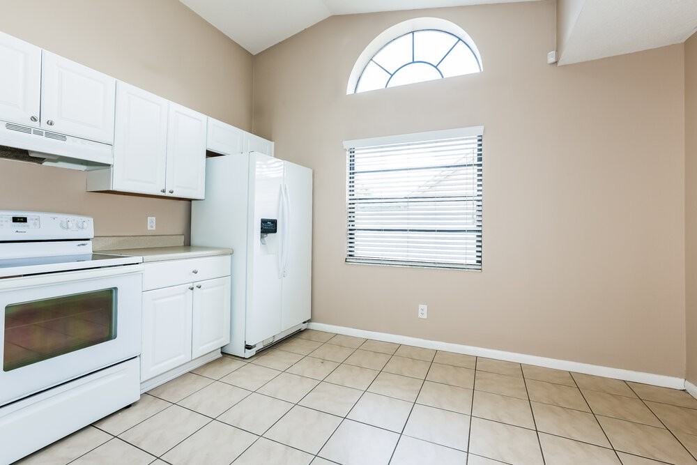 10818 Peppersong Dr - Photo 7 of 16