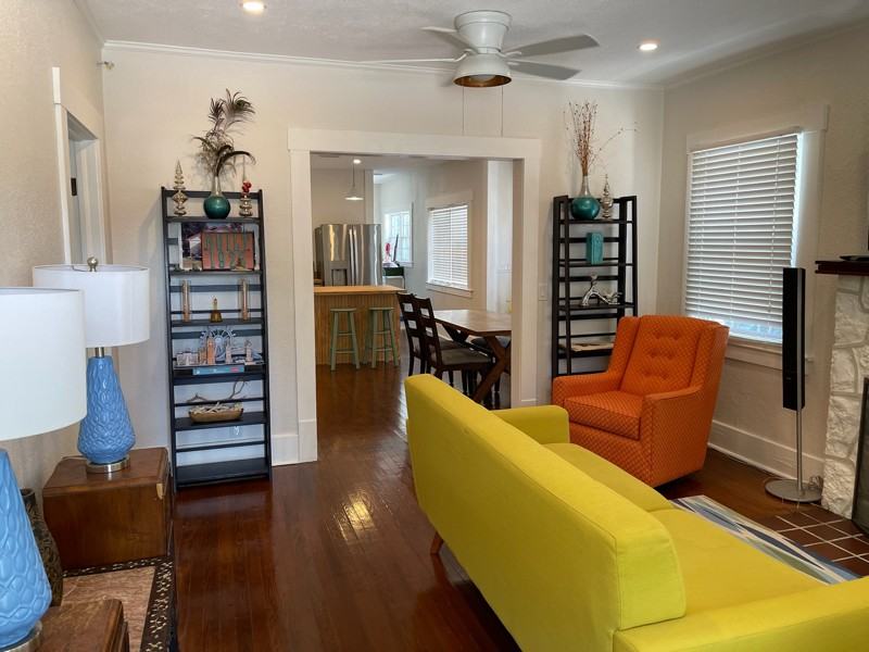 717 21st St W - Photo 5 of 15