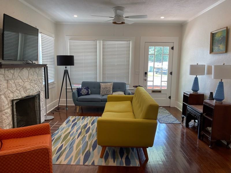 717 21st St W - Photo 6 of 15