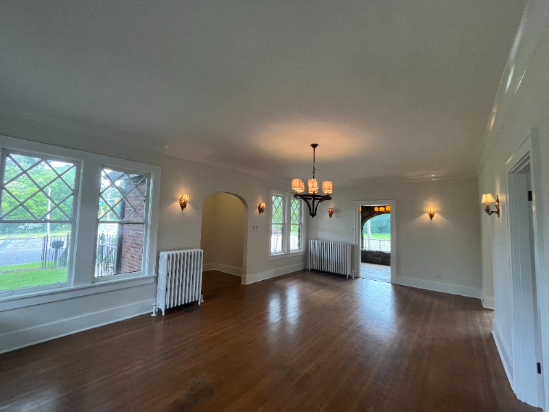 845 University St - Photo 7 of 16