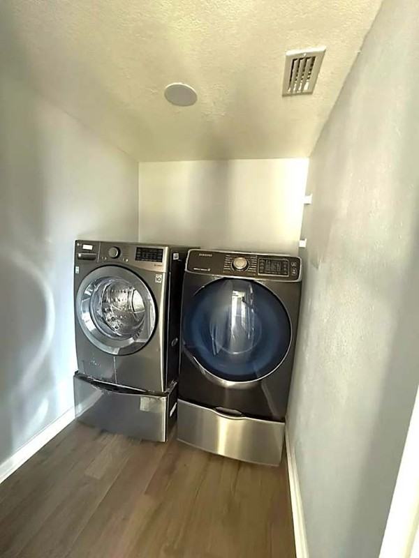 437 Fort Drum Ct - Photo 7 of 12