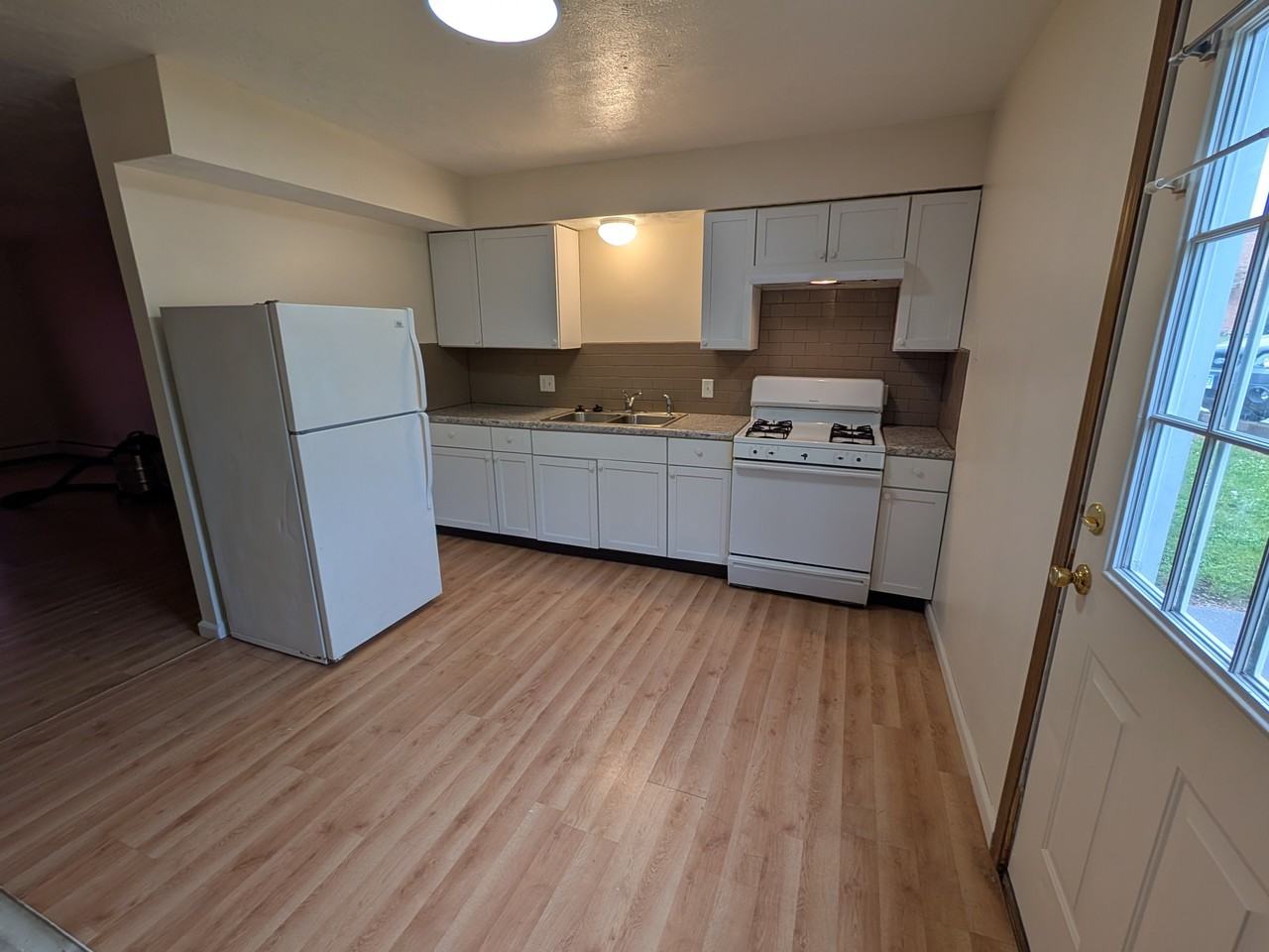 2 Curtis Court - Photo 2 of 8