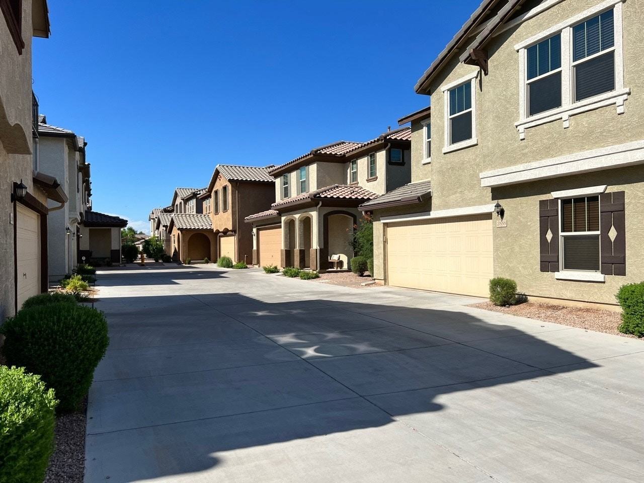 2880 East Binner Drive - Photo 3 of 27