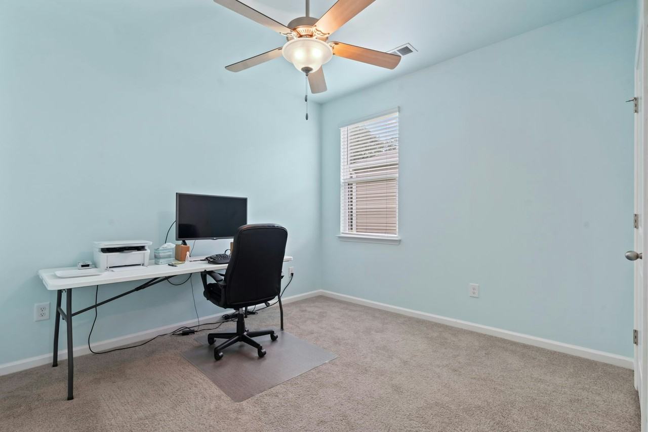 1523 Nokota Drive - Photo 5 of 21