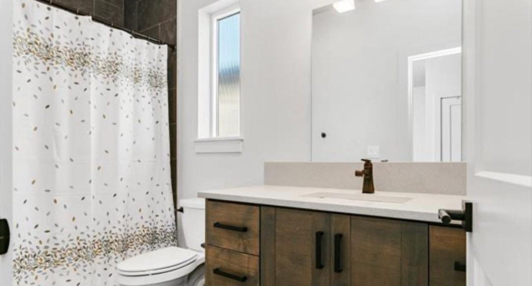 4422 East Parkcenter Boulevard - Photo 7 of 10