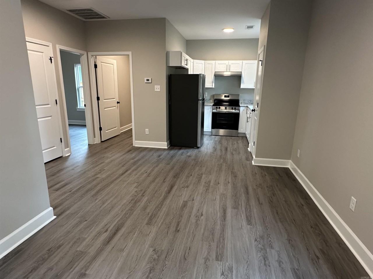 1523B S Cedar St - Photo 3 of 22