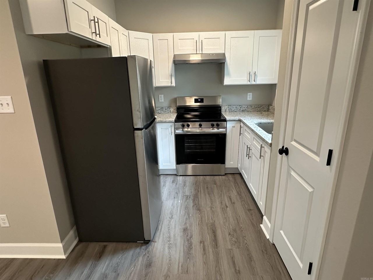 1523B S Cedar St - Photo 6 of 22