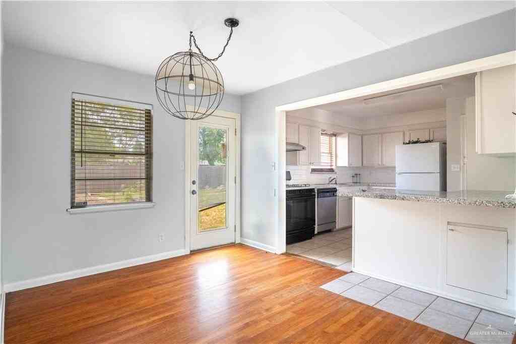 619 Highland Ave - Photo 5 of 12