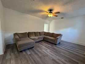 1932 Dewey St #1 - Photo 1 of 1