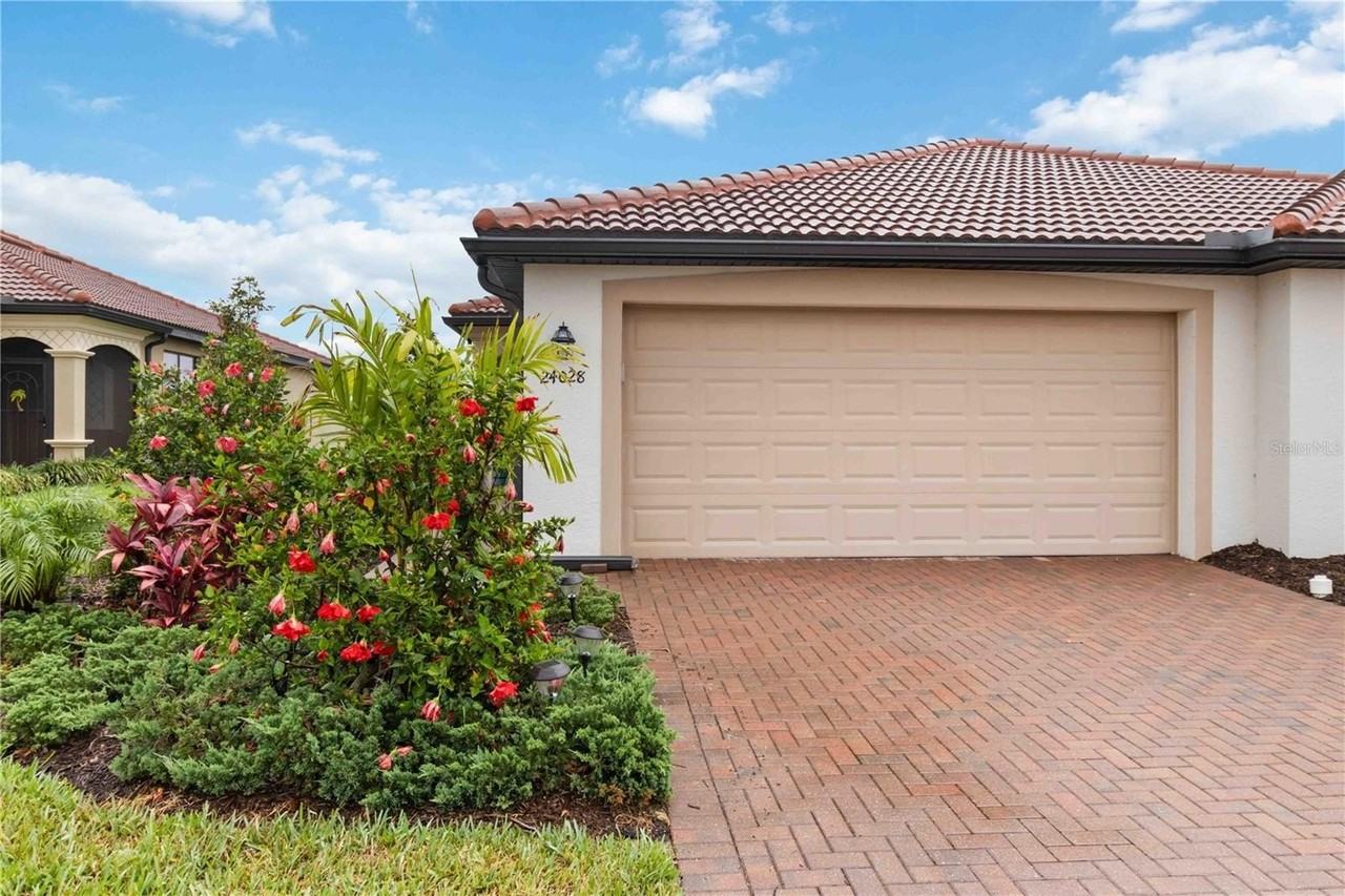 24028 Canterwood Way - Photo 5 of 50