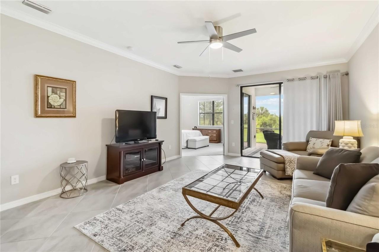 24028 Canterwood Way - Photo 7 of 50