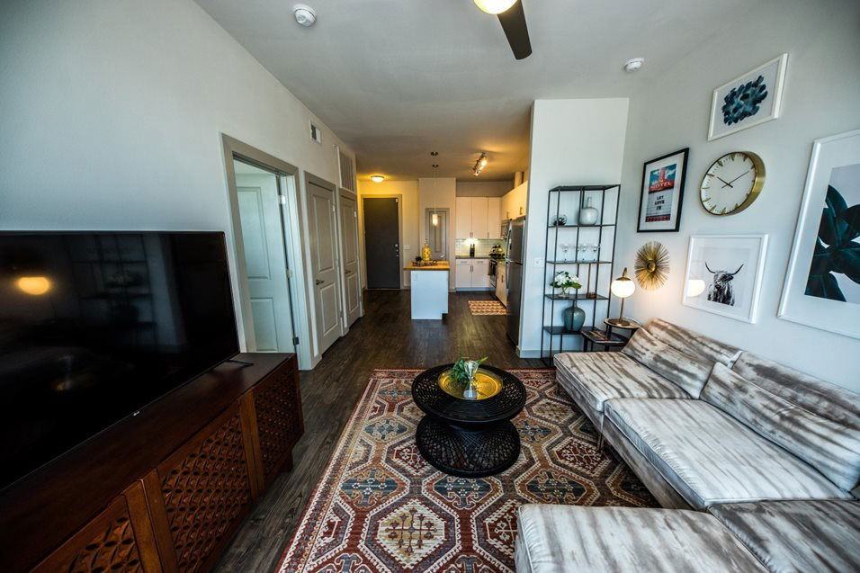 1000 E 5th St #B3 - Photo 7 of 8