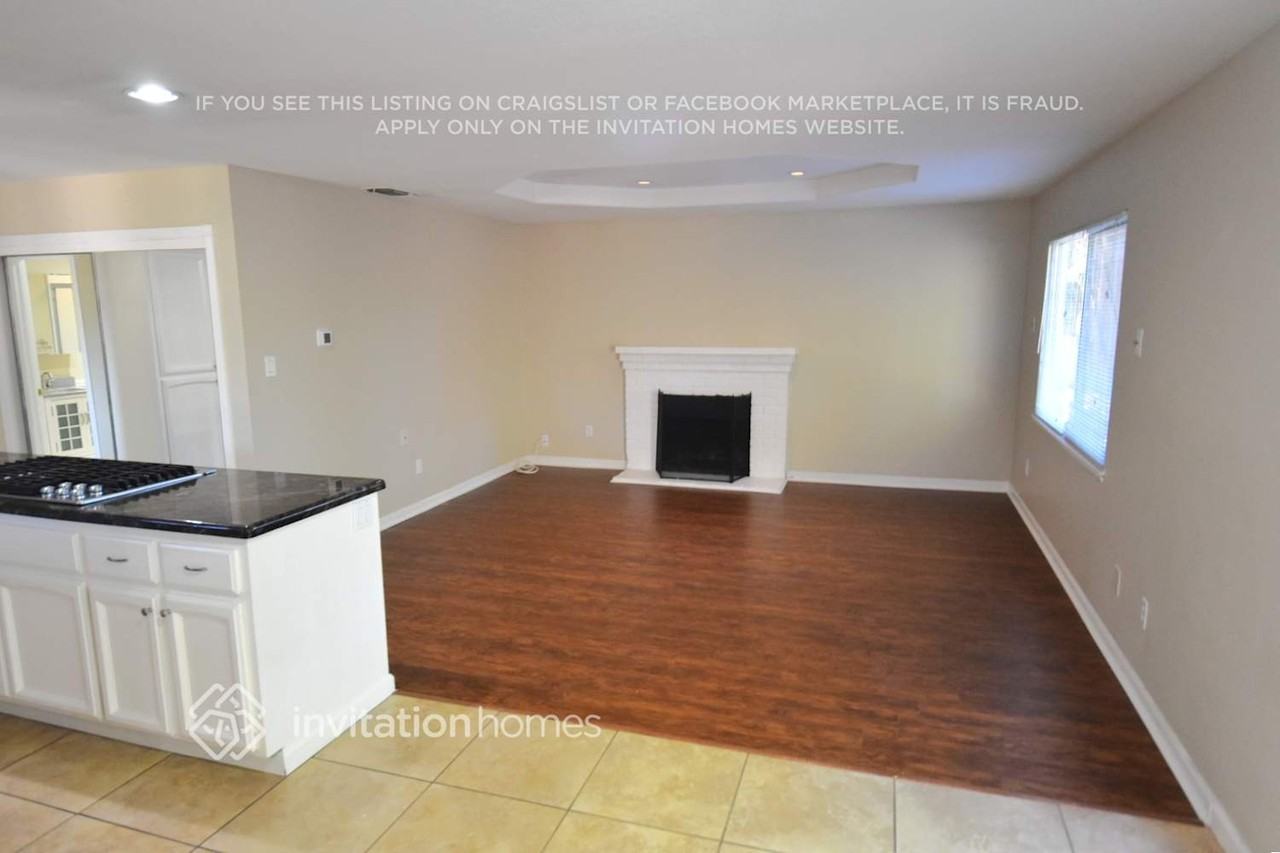 6900 Pin Oak Ct - Photo 2 of 8