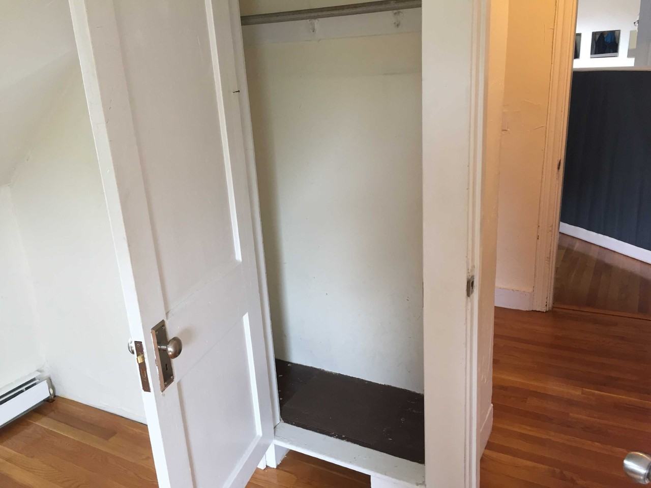 Beacon St - Photo 3 of 7