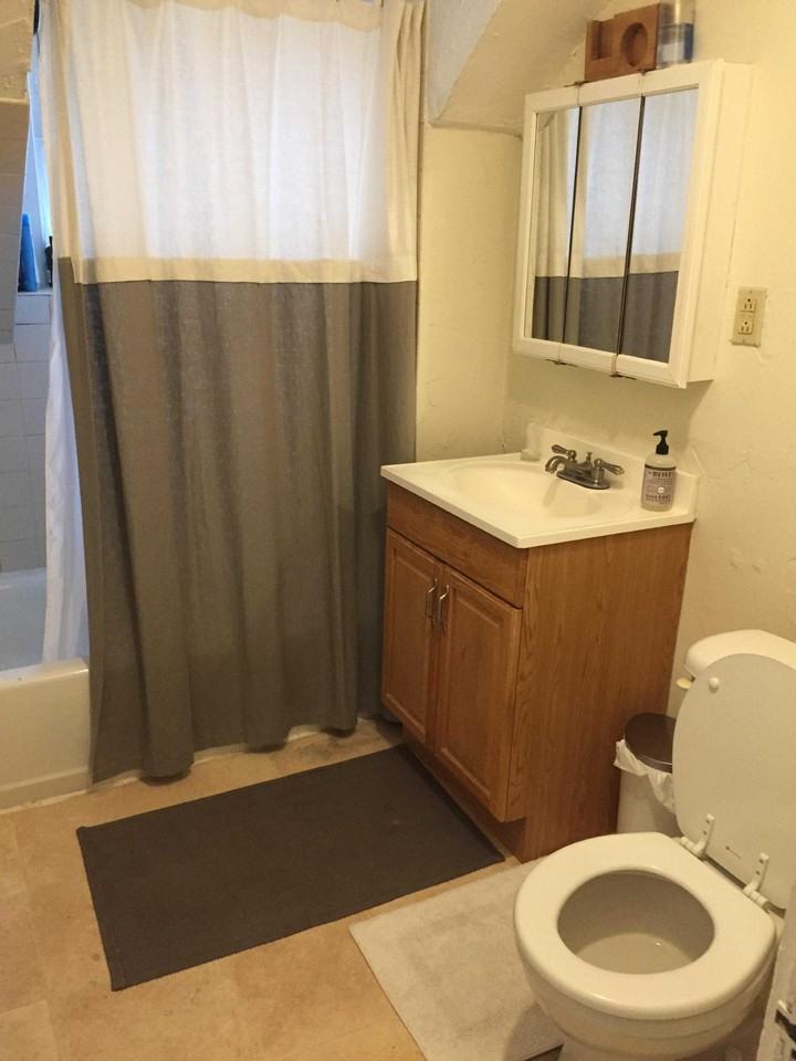 Beacon St - Photo 5 of 7