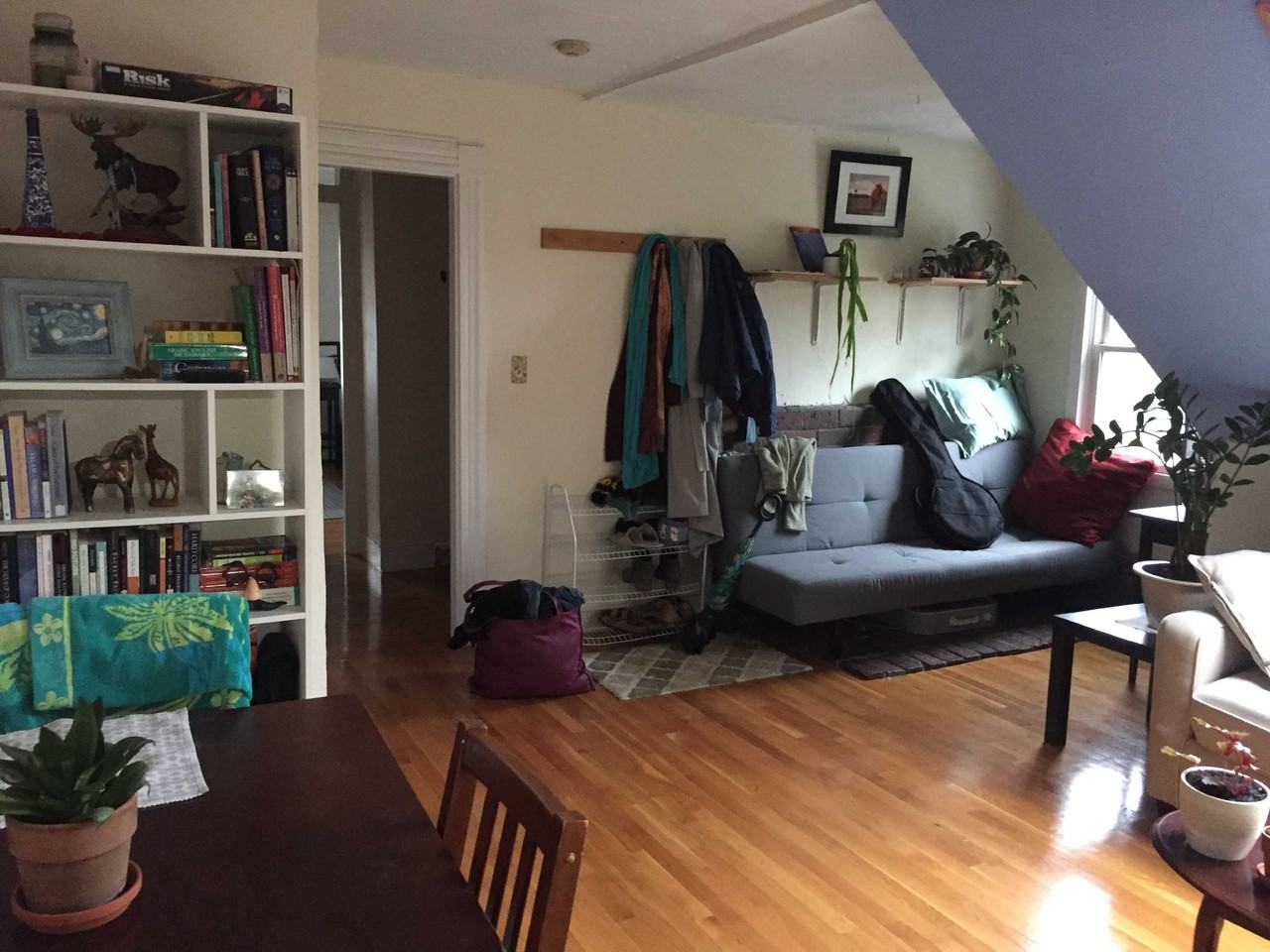 Beacon St - Photo 6 of 7