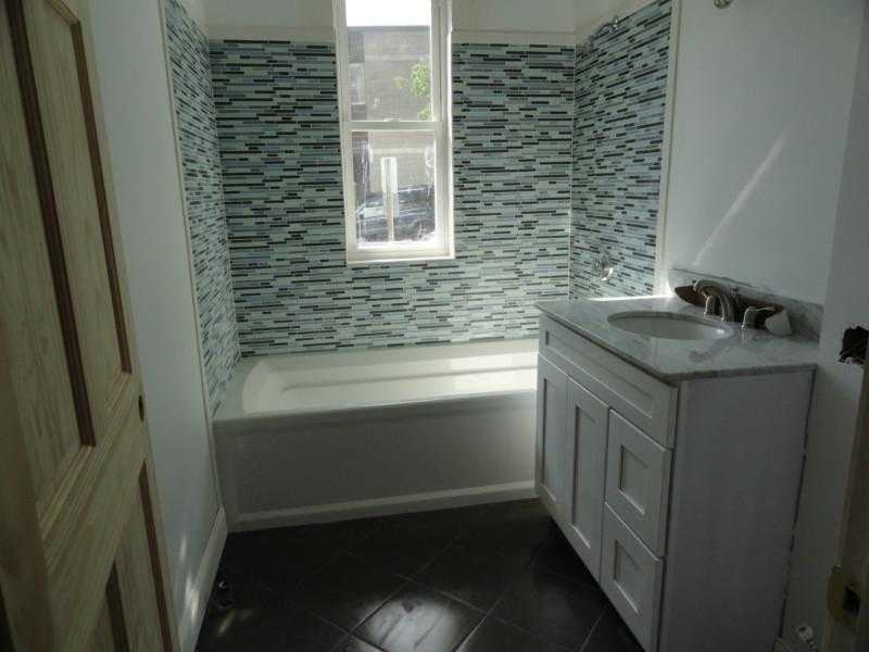 Broadway - Photo 2 of 13