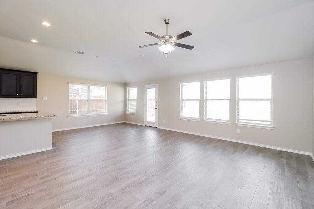 11804 Castleford Way - Photo 4 of 16