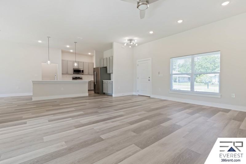 17 Prestwick Ln - Photo 6 of 46