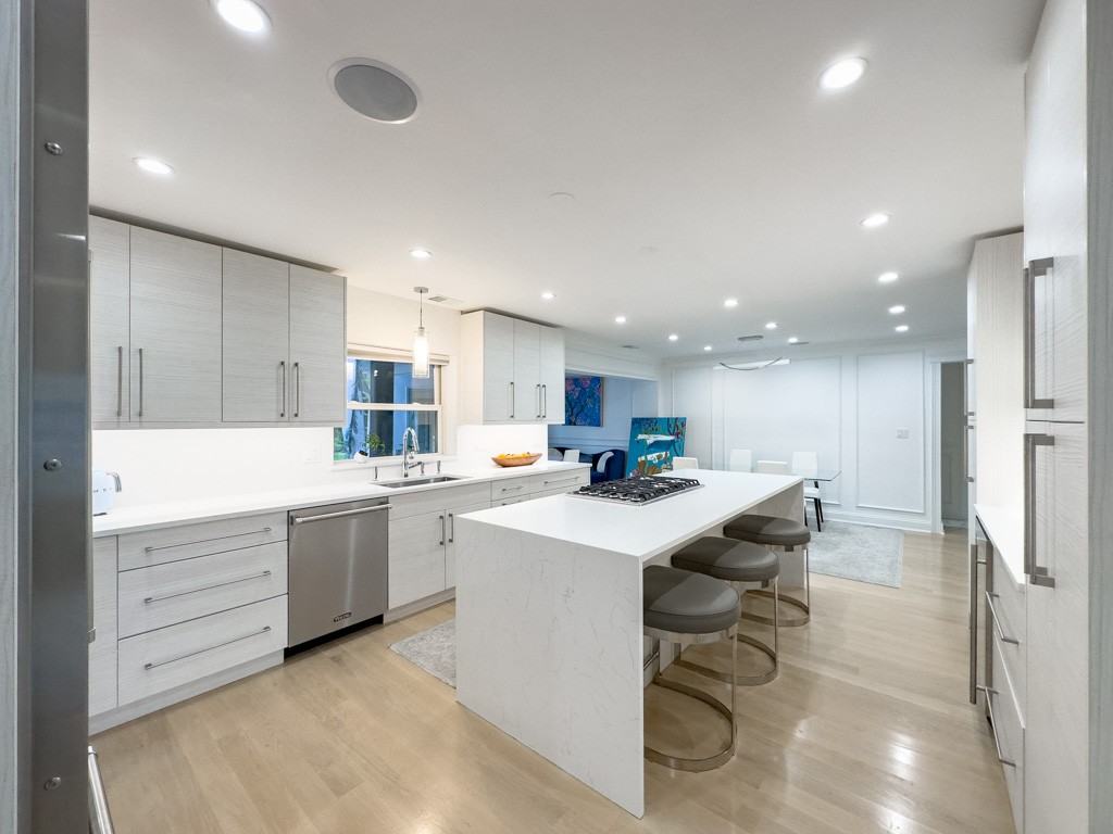 6609 N Kenton Ave #SFH - Photo 5 of 21