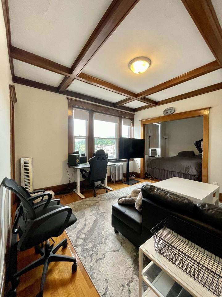 1368 Commonwealth Ave #30