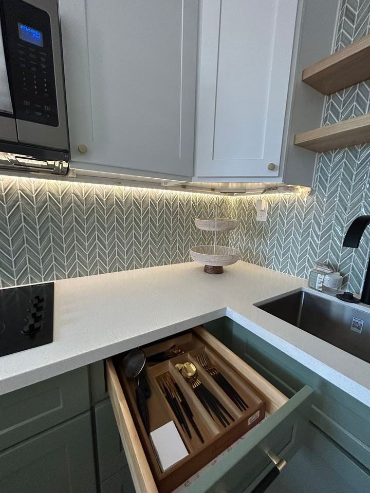 4725 S Mae Way #B - Photo 3 of 30