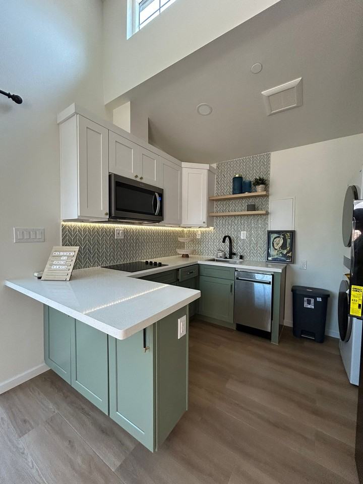 4725 S Mae Way #B - Photo 6 of 30