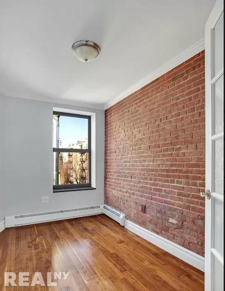 Ridge St #6 - Photo 3 of 5