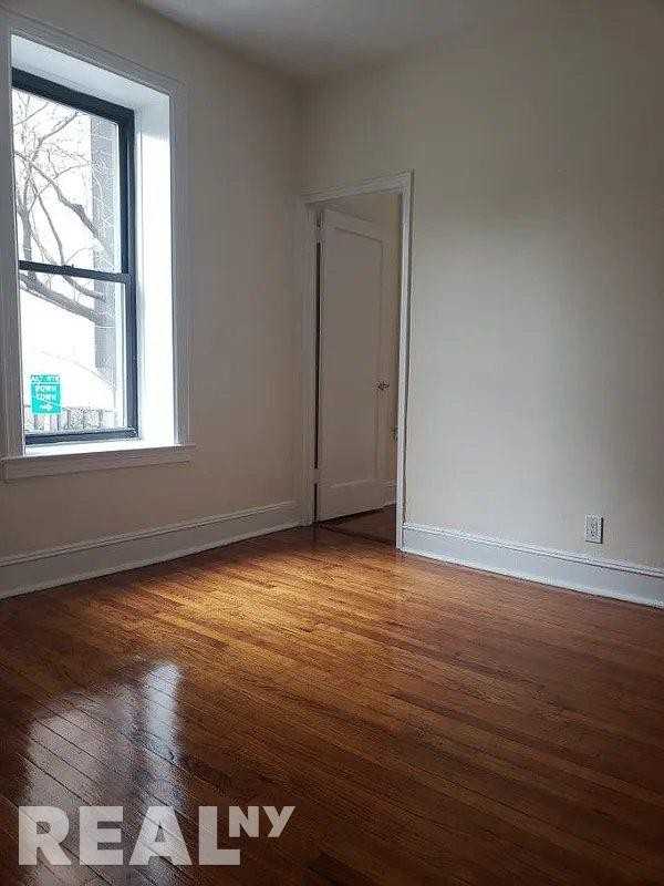 E 38th St #2B - Photo 2 of 7