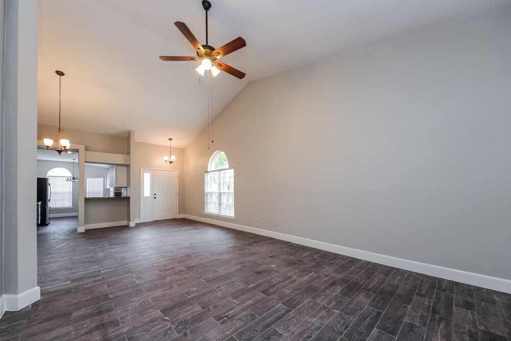 1624 Sienna Ct - Photo 2 of 15