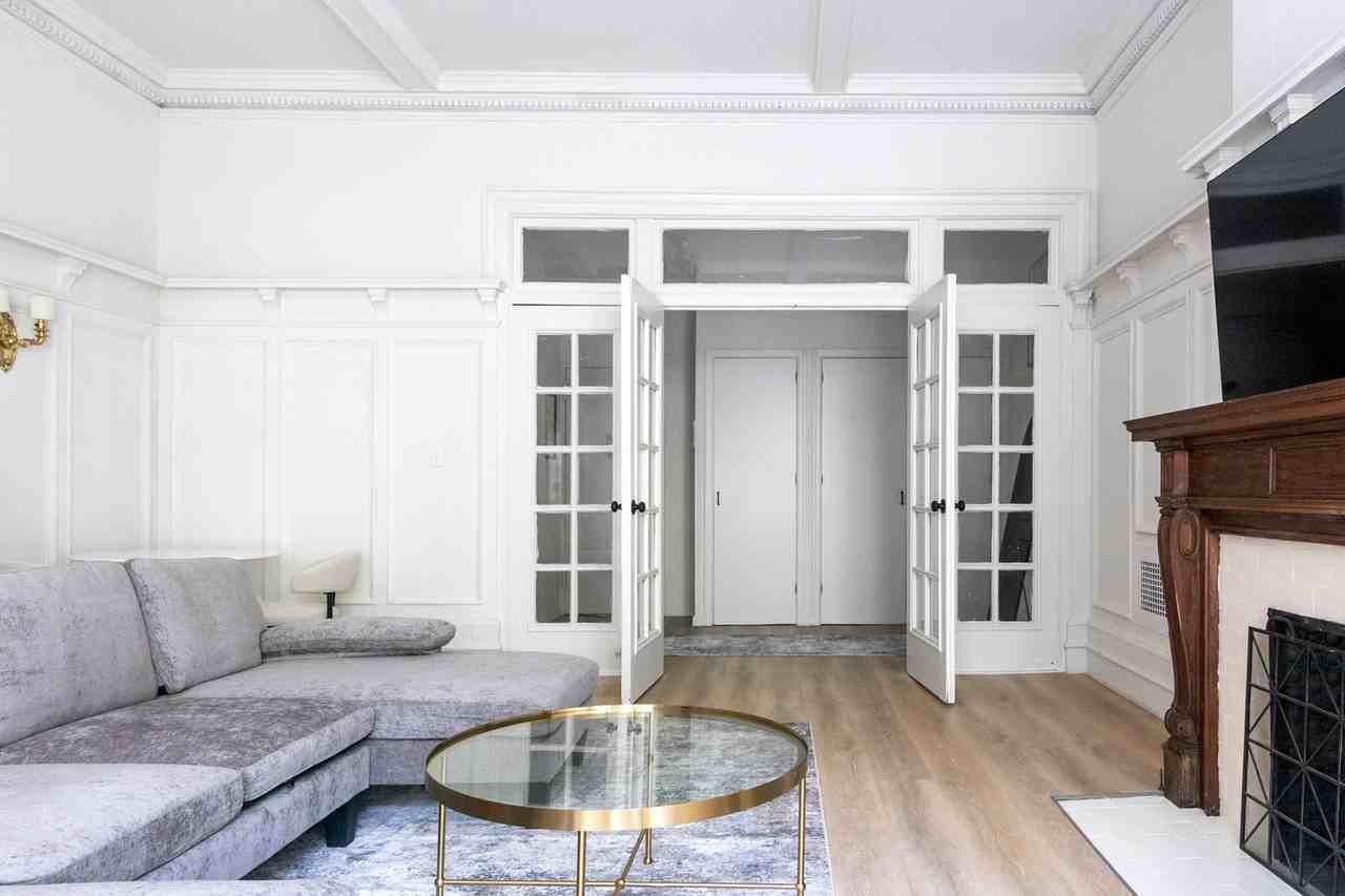 308 W 107th St #1239985P - Photo 4 of 22