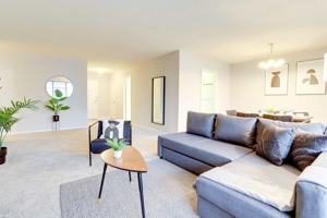 featured image of 2111 Richmond Hwy