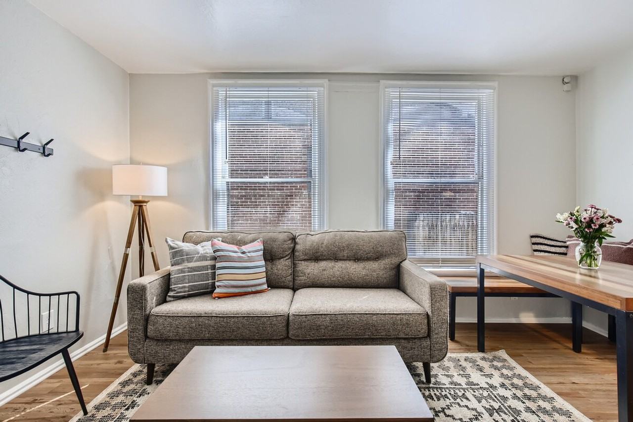 1073 N Downing St #1026256P - Photo 6 of 32