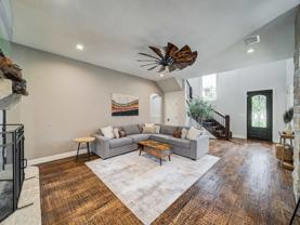 200 Cove Dr - Photo 1 of 1
