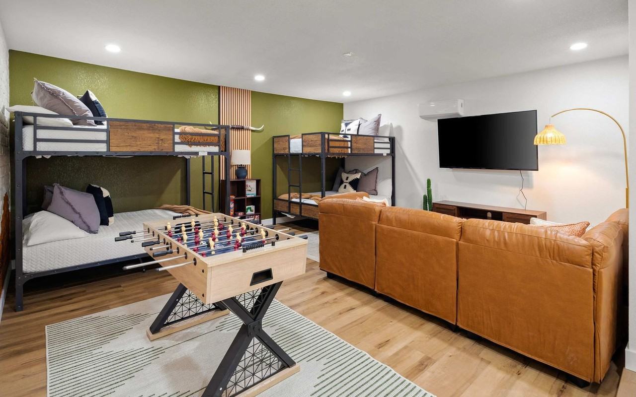 4936 East Sharon Drive #1038671P - Photo 7 of 50