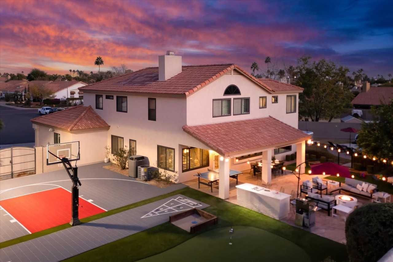 5604 E Beverly Ln #1047091P - Photo 5 of 50