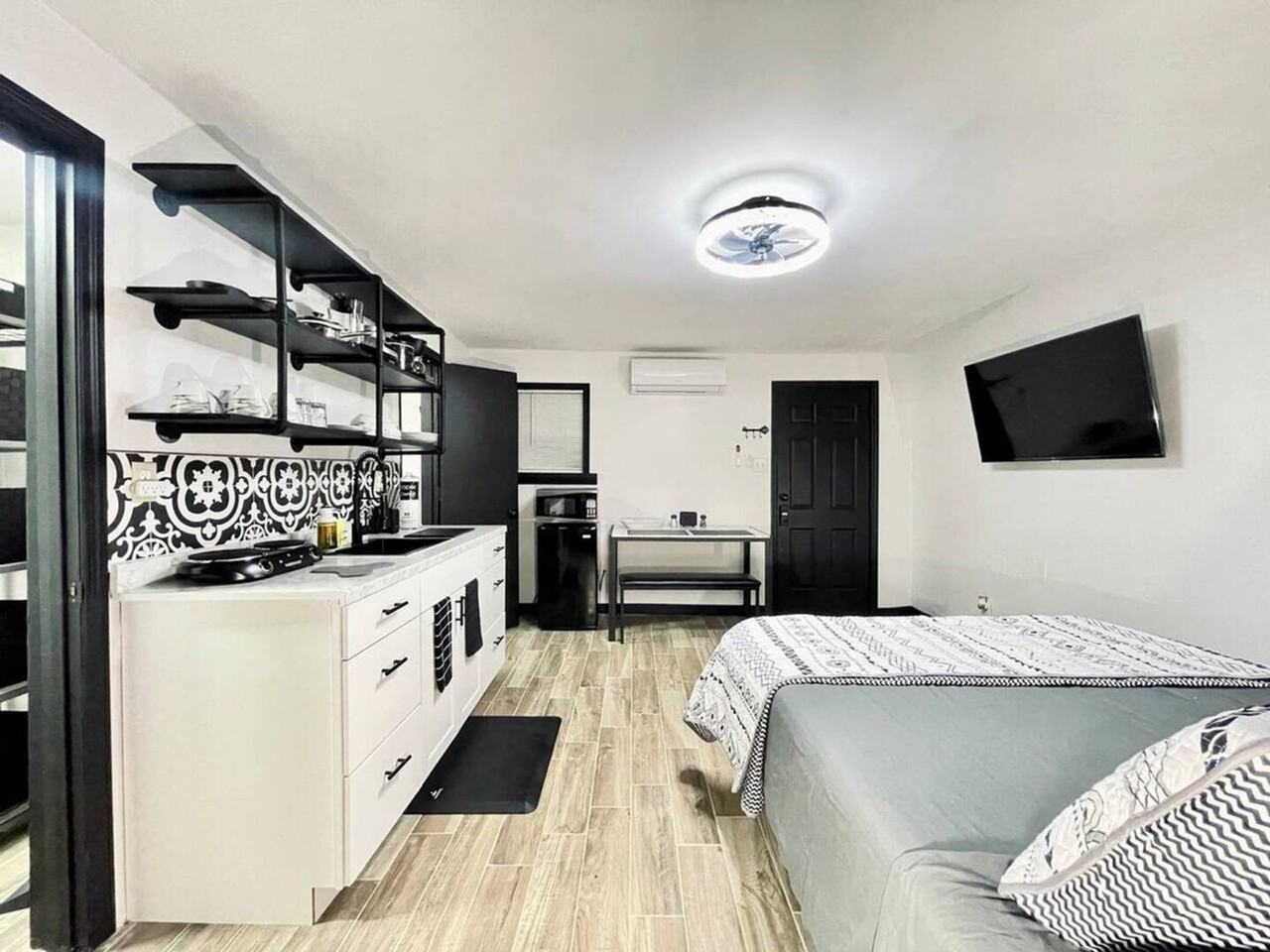 1731 Grayson Drive - Photo 3 of 40