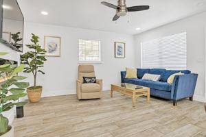 featured image of 1598 Ne 38th St