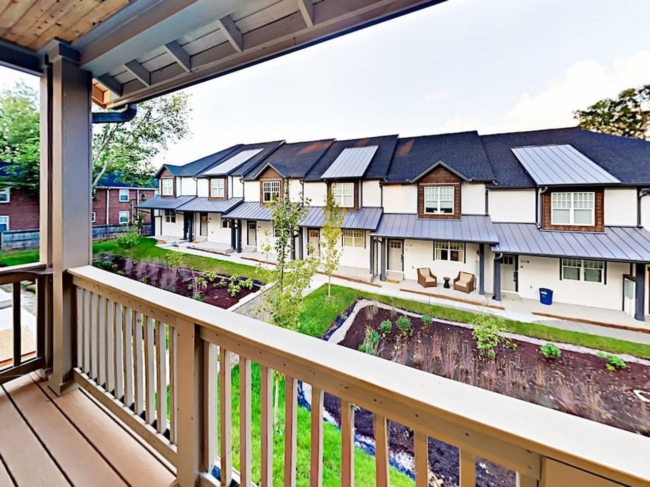 2125 8th Ave S #1240464P - Photo 3 of 50