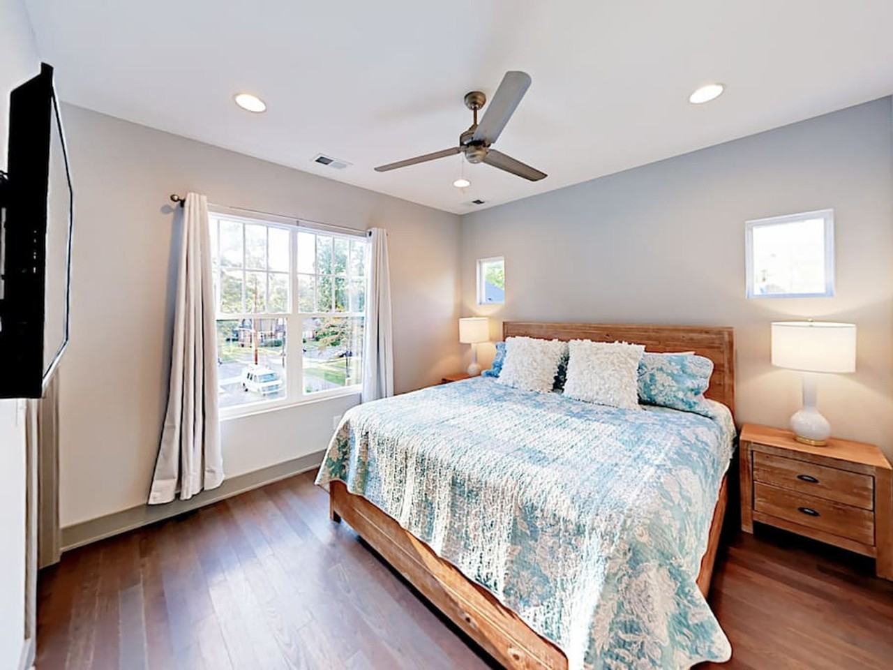 2125 8th Ave S #1240464P - Photo 4 of 50