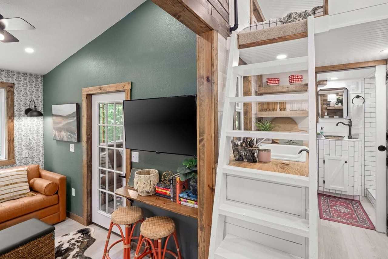 461 Laughlin Ridge Road #1241317P - Photo 3 of 36