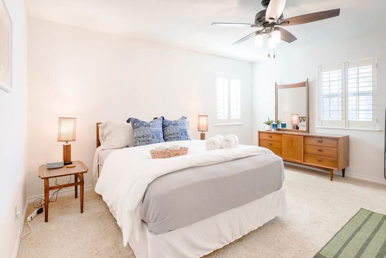 803 Northwest 14th Street #1241322P - Photo 3 of 38