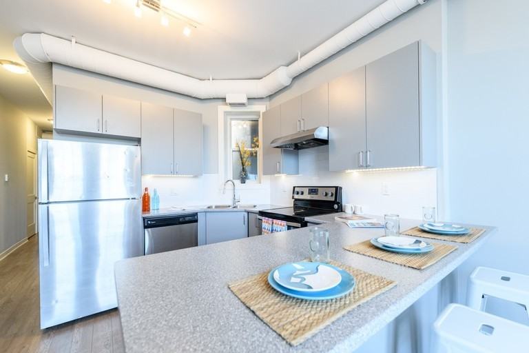 657 Barton Street East #301 - Photo 4 of 14