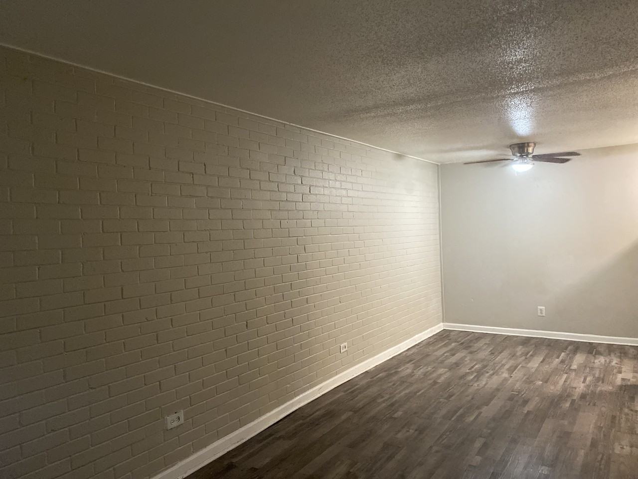 Buena Vida Apartments - Photo 4 of 14