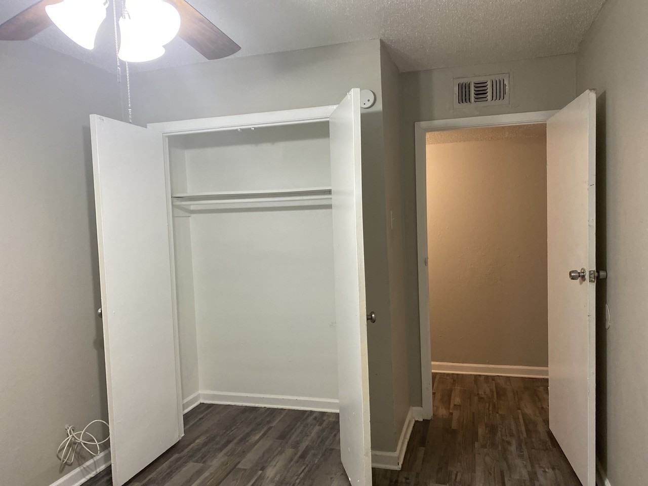 Buena Vida Apartments - Photo 6 of 14