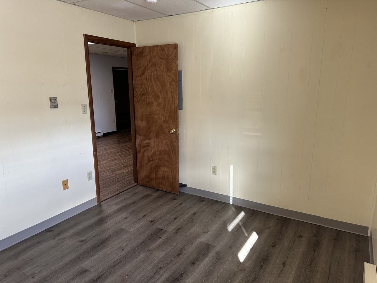 34 E Ridge Ave - Photo 2 of 11