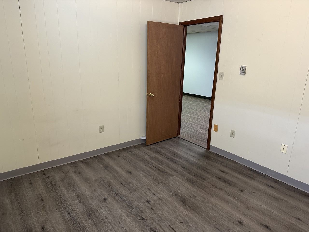 34 E Ridge Ave - Photo 7 of 11