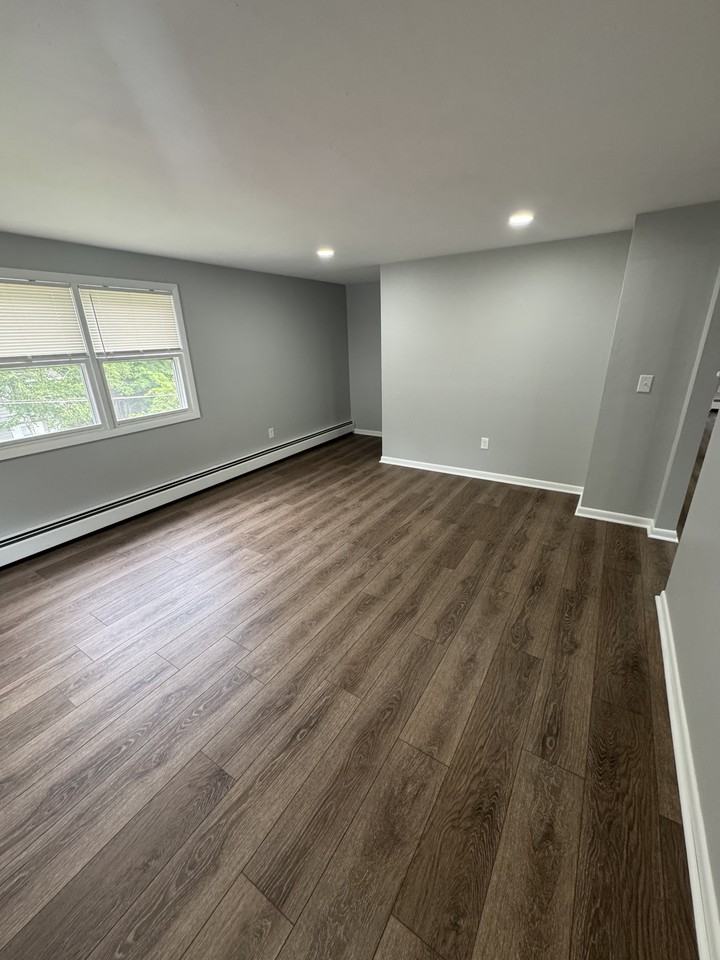 417 Fernwood Ave #2 - Photo 5 of 10