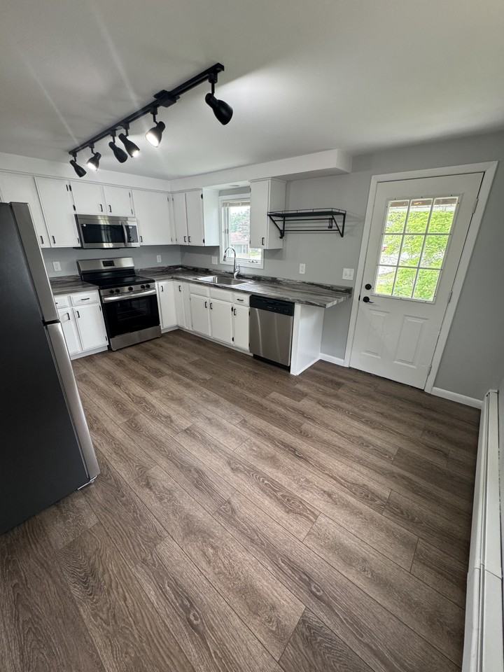 417 Fernwood Ave #2 - Photo 7 of 10